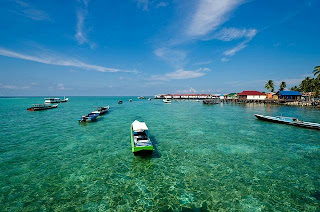 Pulau Derawan Pulau Tropis