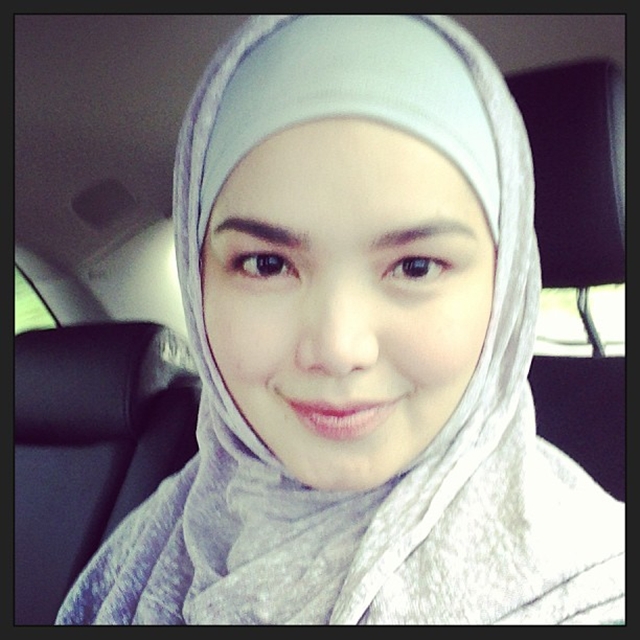 Fesyen Tudung Dato Siti  Nur Haliza Love Is Cinta