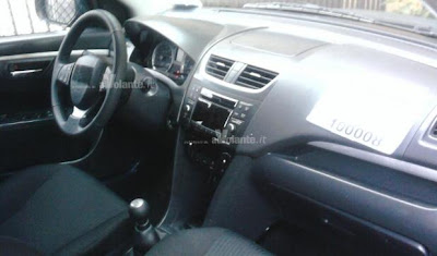2011 Suzuki Swift  interior