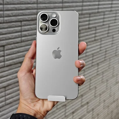 iPhone 15 pro max currently going through the heating issues on update of IOS 17