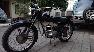 Dijual motor tua dkw union surat lengkap