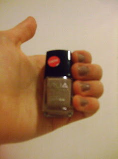 square nude nail polish bottle with black lid