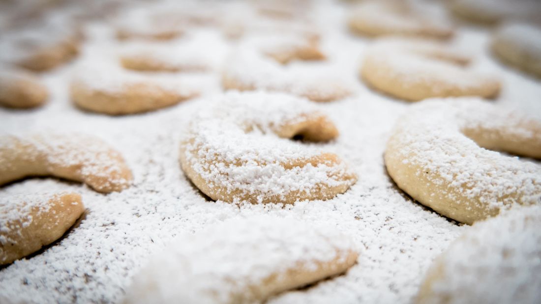 Two Austrian Christmas Cookies Recipes You'll Love - floralcars