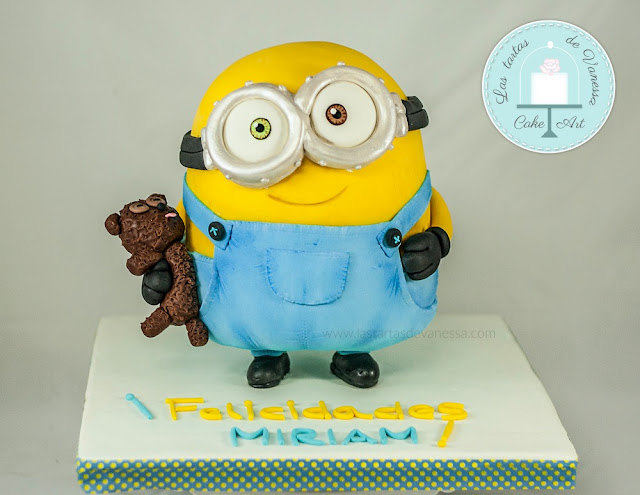 Tarta 3d Minion bob