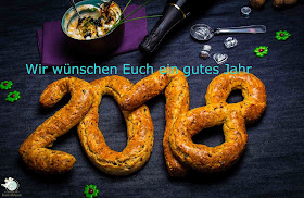 gebackene Wünsche zum neuen Jahr - Brötchen