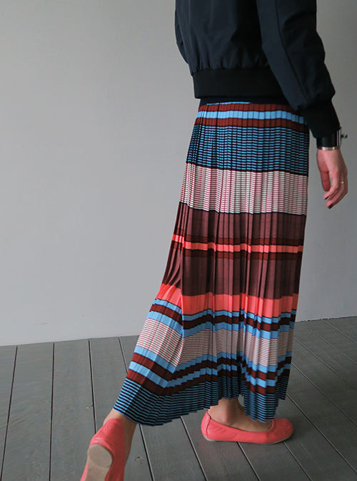  Horizontal Striped Skirt