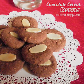 Chocolate Cereal Biscuit Recipe @ treatntrick.blogspot.com