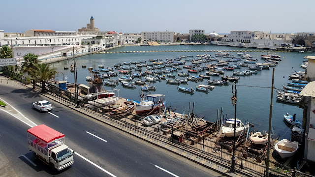 Nice harbor that can be overlooked from the mainstreet