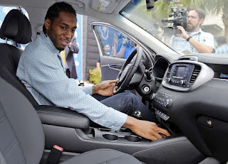 Picture of Kaliyah Leonard's dad Kawhi Leonard inside the car