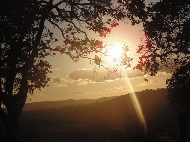 O INESQUECÍVEL ENTARDECER NA SERRA DE PEDRA NO MUNICÍPIO DE BREJÃO / PERNAMBUCO