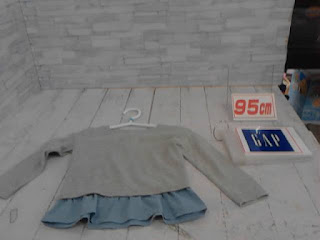 中古品　子供服　９５㎝　GAP　重ね着風プルオーバー　１９８円