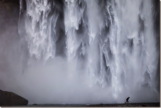 small-man-grand-nature-landscape-photography-207