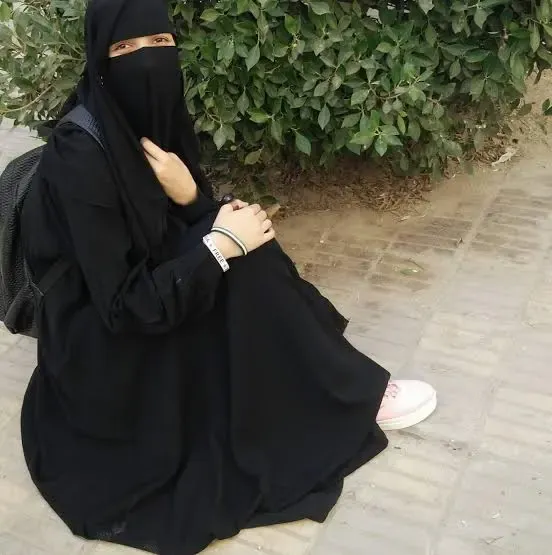 Islamic profile pictures of burqa girls - borka pora meye profile pic - NeotericIT.com