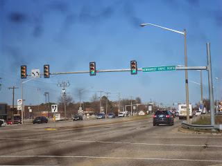 Luke's Signs: Mercury Blvd. & Newmarket Dr. - Newport News, VA