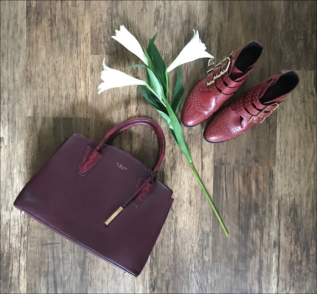 My Midlife Fashion, La Bante Cabriole tote, office lucky charm boots
