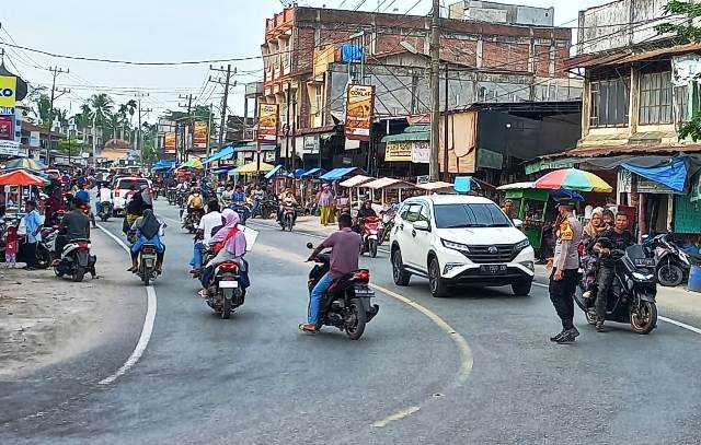 Kapolsek Pantee Bidari Himbau Masyarakat Jaga Keamanan Saat Berburu Takjil