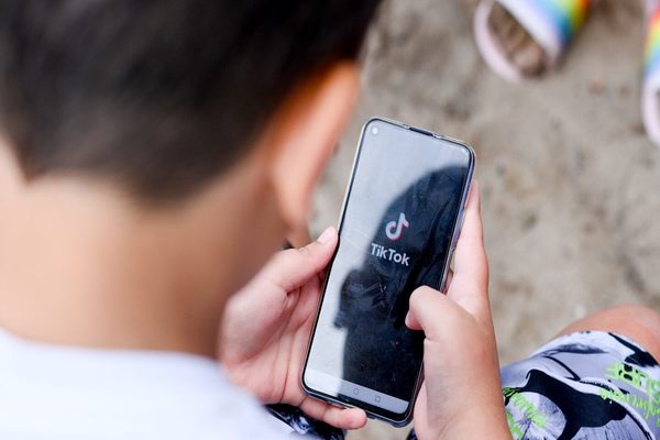 تقارير: الصين تحد من استخدام TikTok للأطفال إلى 40 دقيقة في اليوم فقط!