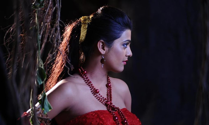 tashu kaushik new latest photos