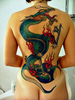  Girl backside dragon tattoo