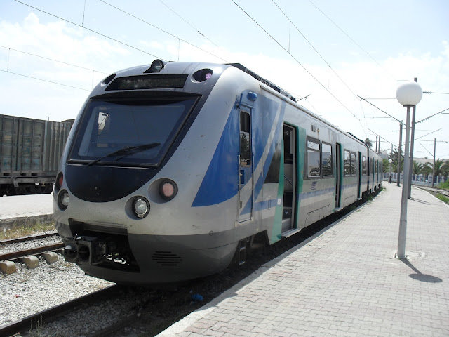 الشركة التونسية للسكك الحديدية تنفي توقف سير ميترو الساحل ( المهدية - المنستير - سوسة )