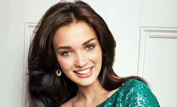 50 beautiful Pictures Of Robot 2.0 Actress Amy Jackson