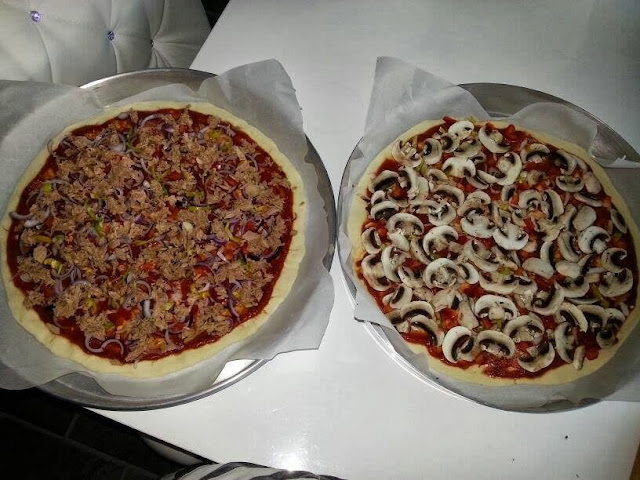 pizza,ton balıklı pizza,sucuklu pizza,karışık pizza,mantarlı pizza