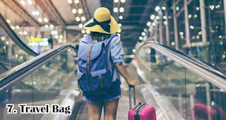 Travel Bag merupakan salah satu benda penting yang wajib dibawa saat traveling