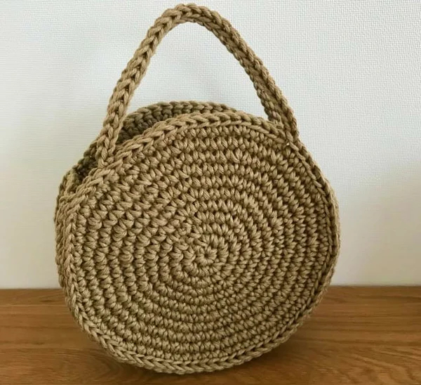 Crochet Round Bag. Pattern and Tutorial