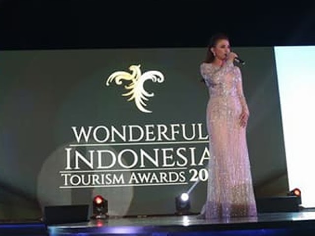 Rossa Meriahkan Wonderful Indonesia Tourism Awards 2017