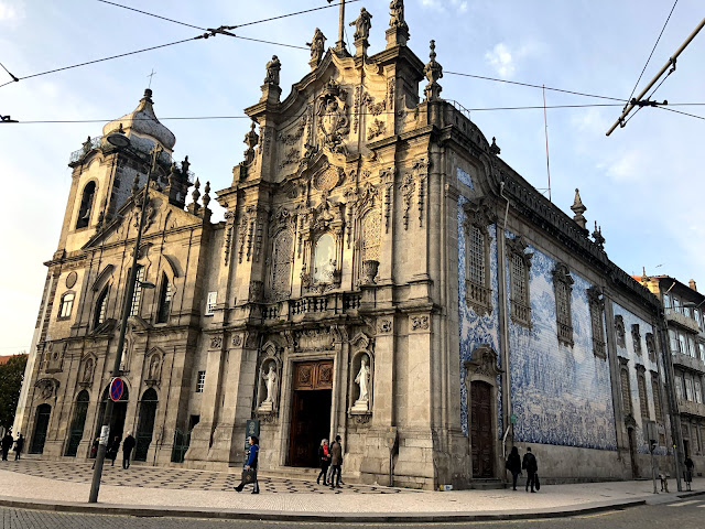 Igreja do Carmo tiles