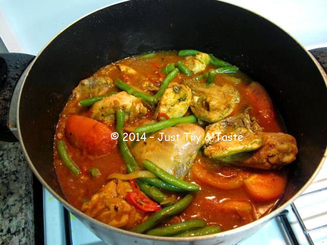 Massaman Curry - Kari a la Thai yang super lezat!  Just 