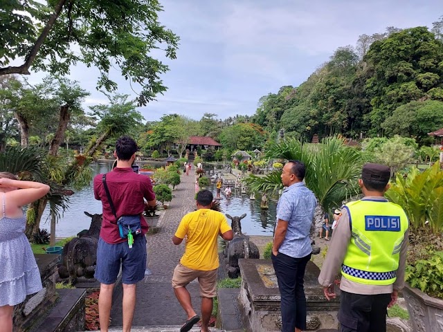 Libur Tahun Baru Dan Hari Raya Galungan Polres Karangasem Pengamanan Obyek Wisata