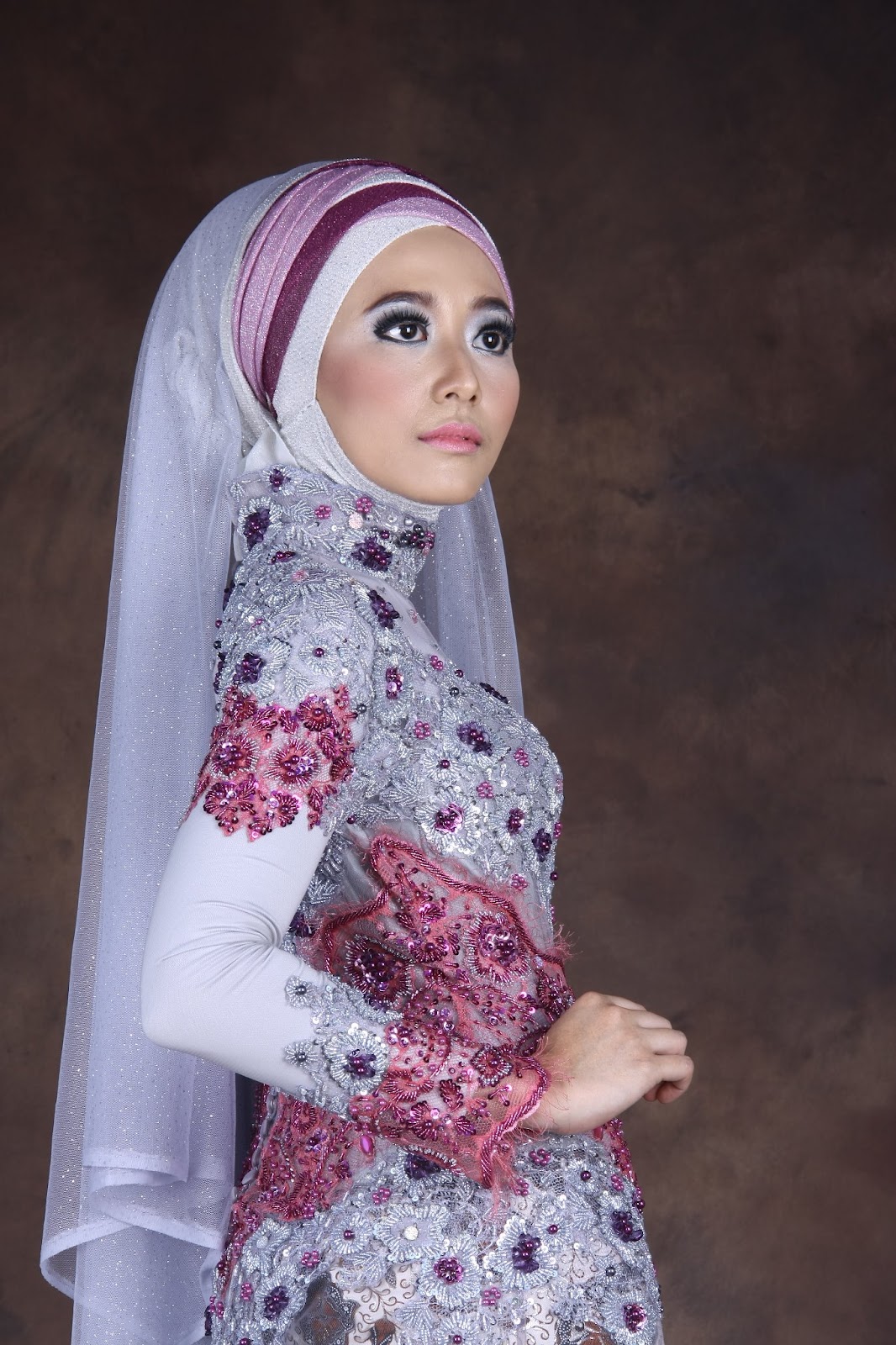 Variasi Model Kebaya  Muslim  Modern  Yang Nge Hits Saat Ini 