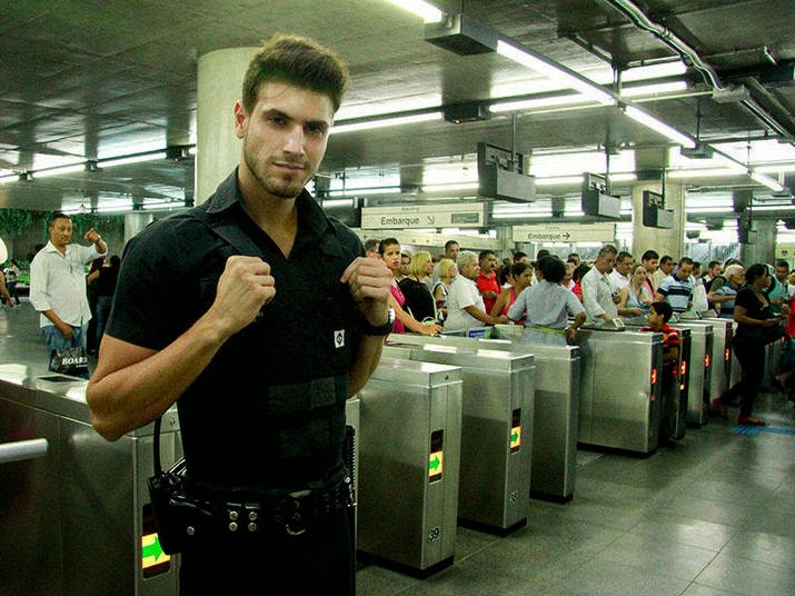 Faceblogisra: Guilherme Leão Brazillian Subway Security 
