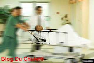 Télécharger les cours de médecine d'Urgences Médico-Chirurgicales - Flou de mouvement - Salle d'urgences - Hôpital - Médecin