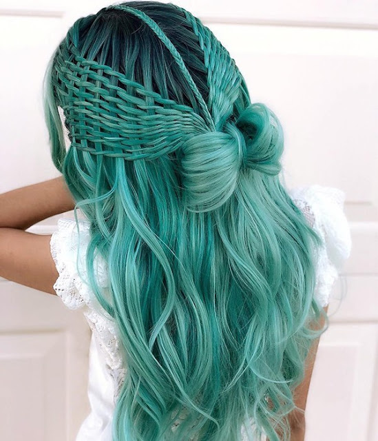 Magical Mermaid | Lake Green Long Natural Wavy Synthetic Lace Front Wig
