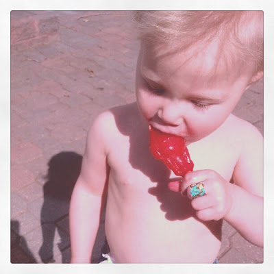 Homemade Strawberry Popsicles