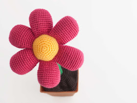 amigurumi-flor-flower-patron-gratis-free-pattern