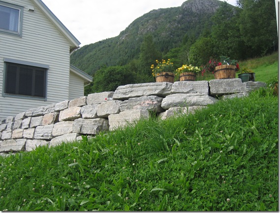Mur, Helge Ressem. Sommaren 2006 018