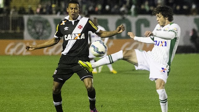 No frio, Vasco fica congelado