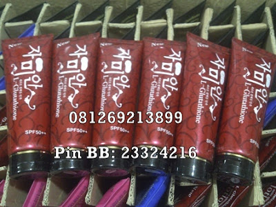 Red Pome Whitening Lotion