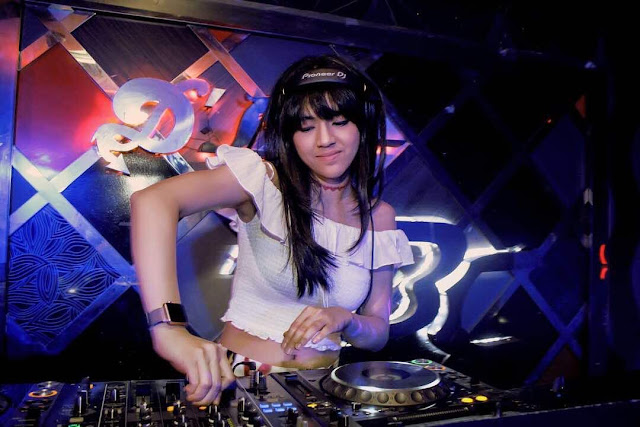 10 DJ Seksi Jamin Bikin Jantung Jedag-Jedug