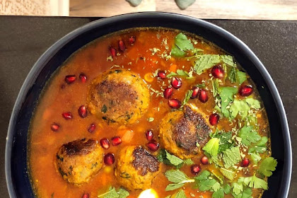 Delicious Pomegranate Chicken Soup Recipe