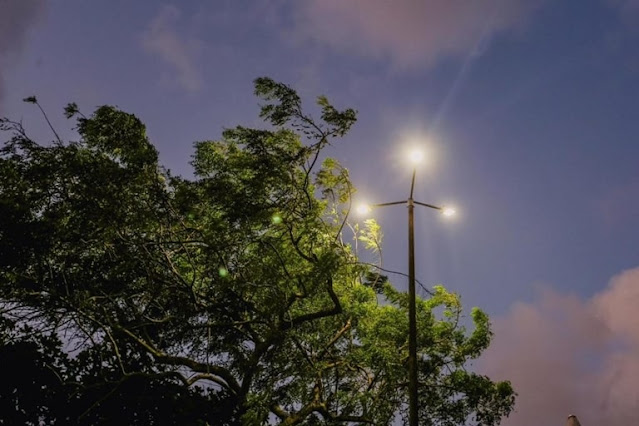 Leo Bezerra entrega nova iluminação em LED da Praça São Gonçalo, no bairro da Torre