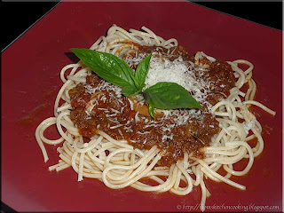 spaghetti with meat sauce