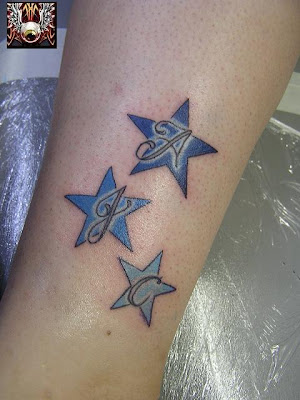 Ayer sábado me terminé el tattoo con la tercer estrella. Tattoo Estrellas