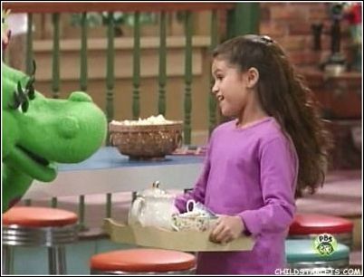 selena gomez barney. selena gomez on arney