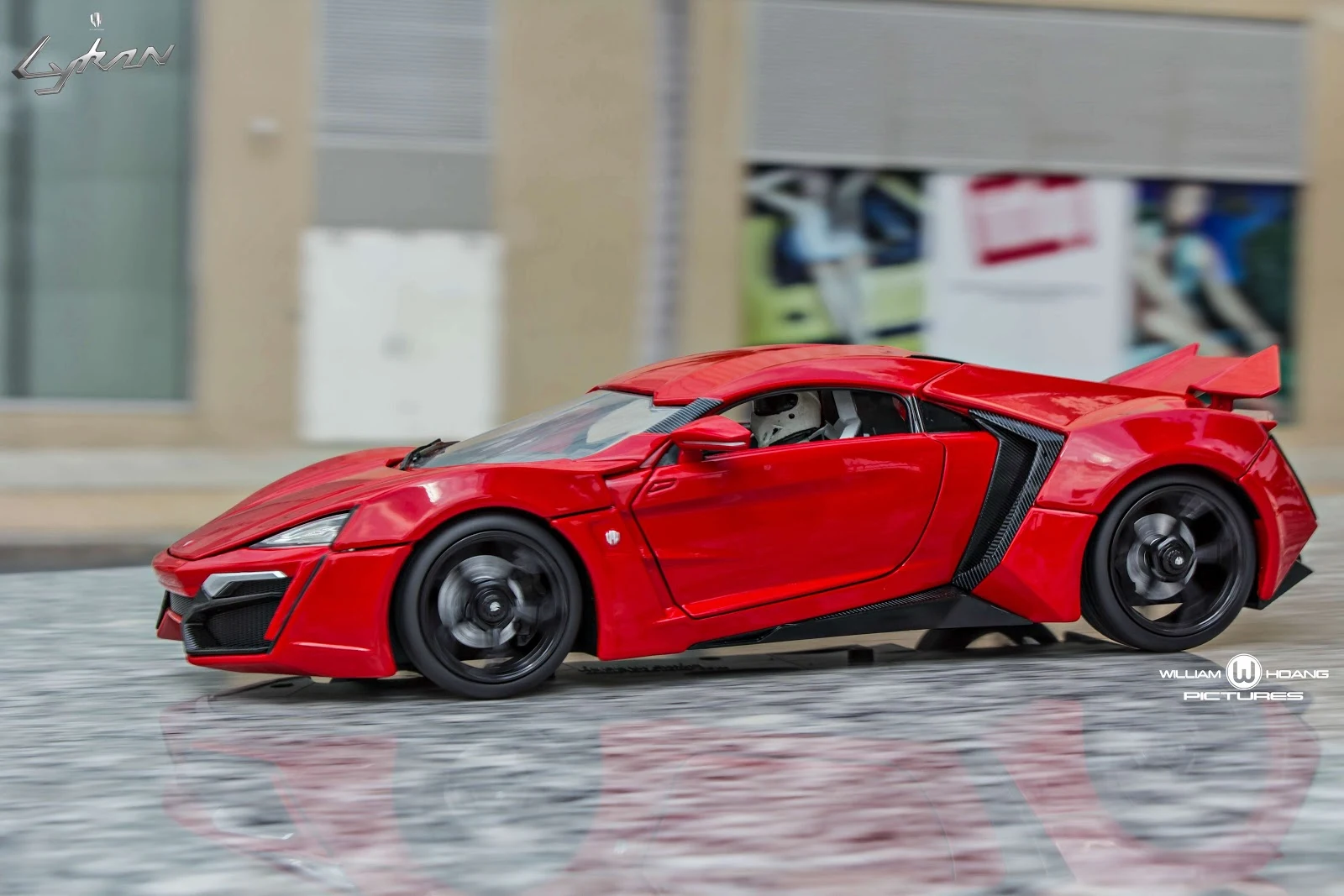 Lykan Hypersport