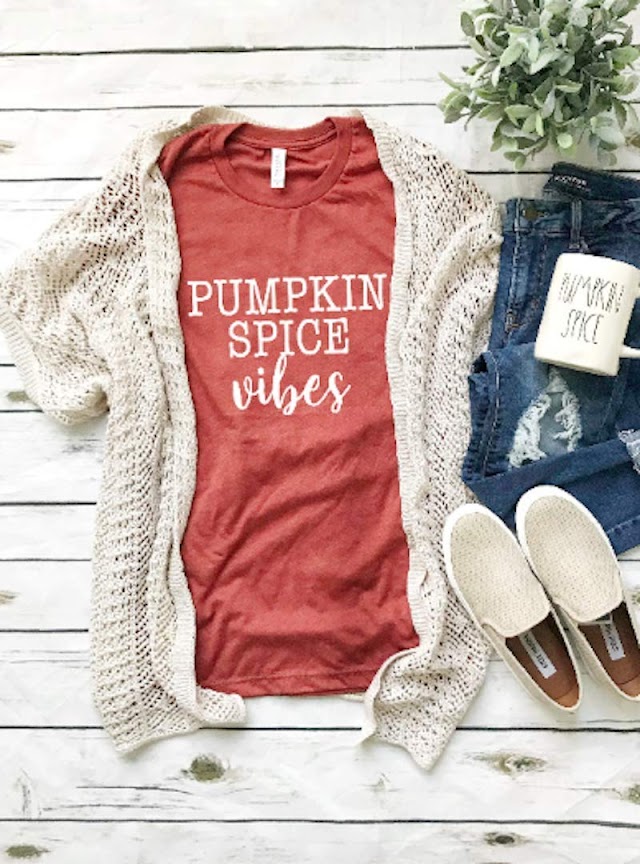 Thanksgiving pumpkin spice vibes t-shirt