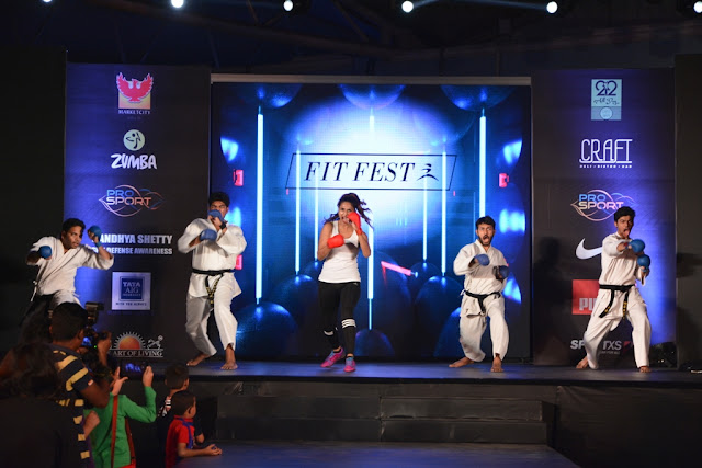 Fit Fest 2017 By Phoenix Marketcity, Kurla  - The Disco Edition